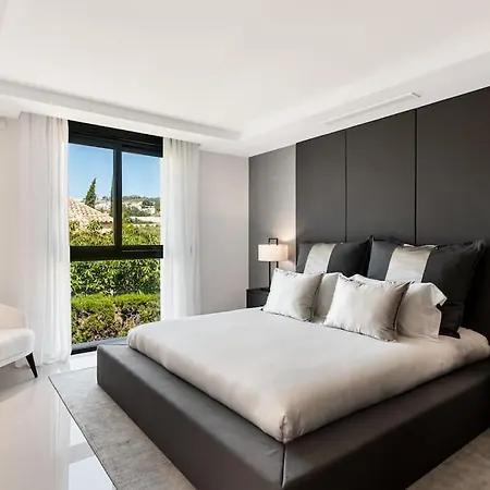 Oak - 6-bedroom With Cinema And Pool Villa