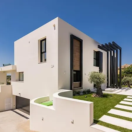 Villa Oak - 6-bedroom With Cinema And Pool Marbella