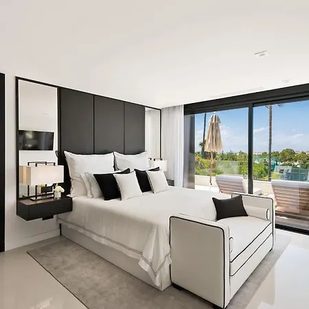Oak - 6-bedroom With Cinema And Pool * Marbella
