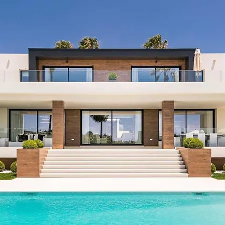 Villa Oak - 6-bedroom With Cinema And Pool