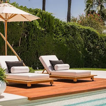 Oak - 6-bedroom With Cinema And Pool Villa